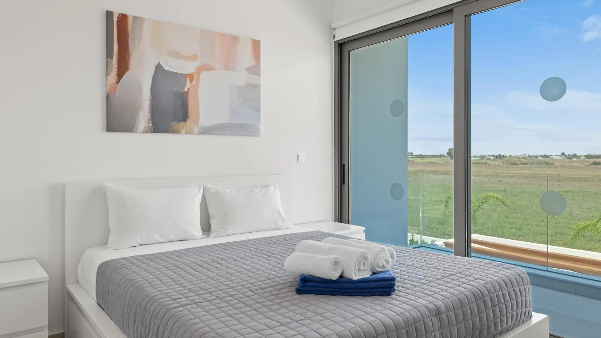 Serenity Waves Villa 21 Softades 0*,  Kypr