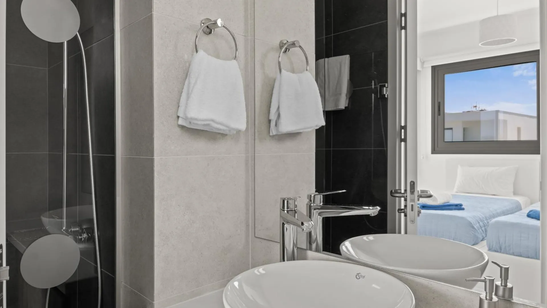 Serenity Waves Villa 21 Softades Kypr